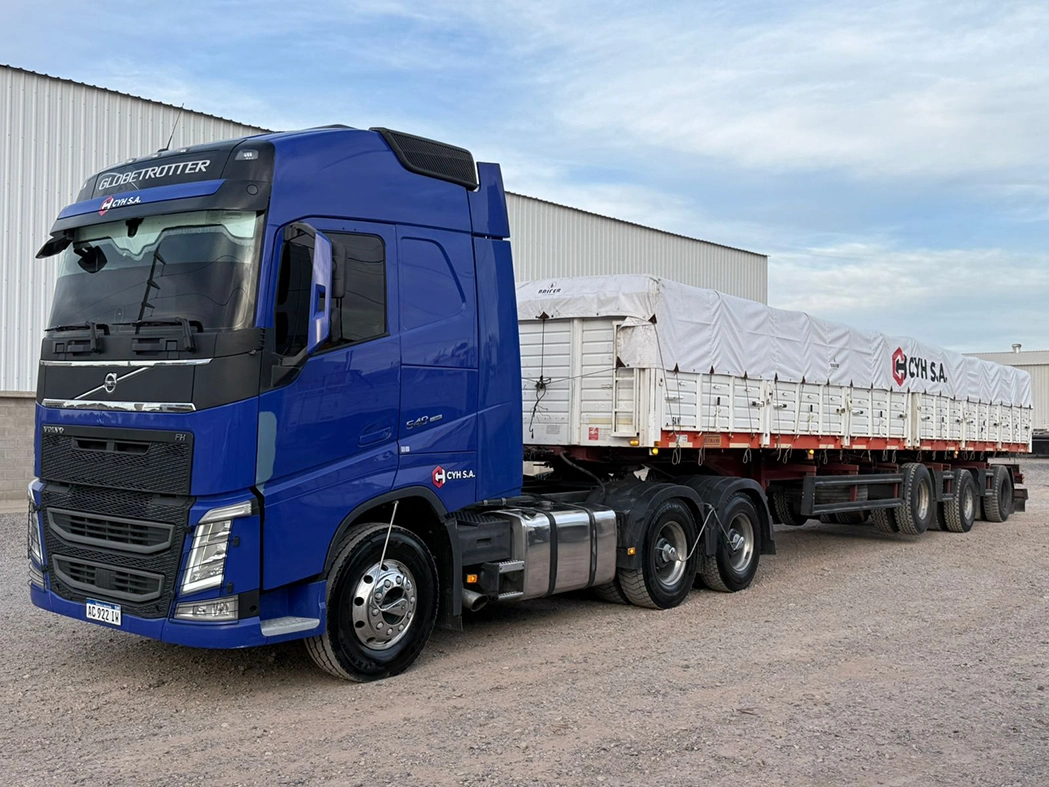 Semirremolque CYH S.A. Transportes